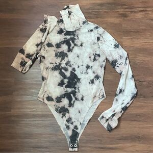 Forever 21 Tie-Dye Turtleneck Mesh Thumbhole Sleeve Bodysuit